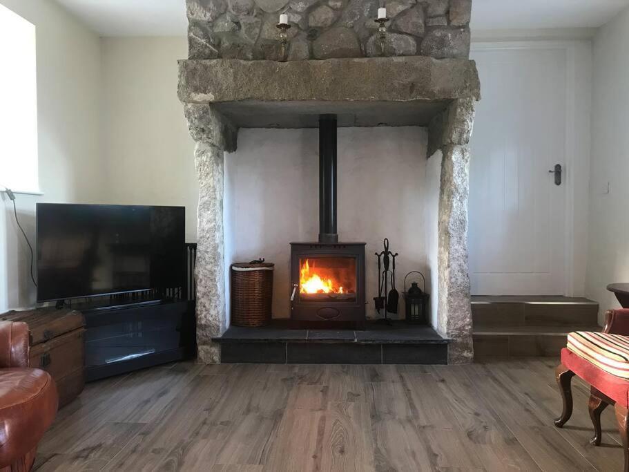 Mournes Family Cottage With Hot Tub Hilltown Ngoại thất bức ảnh
