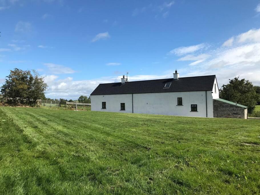Mournes Family Cottage With Hot Tub Hilltown Ngoại thất bức ảnh