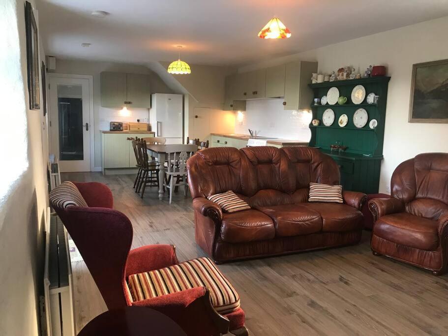Mournes Family Cottage With Hot Tub Hilltown Ngoại thất bức ảnh
