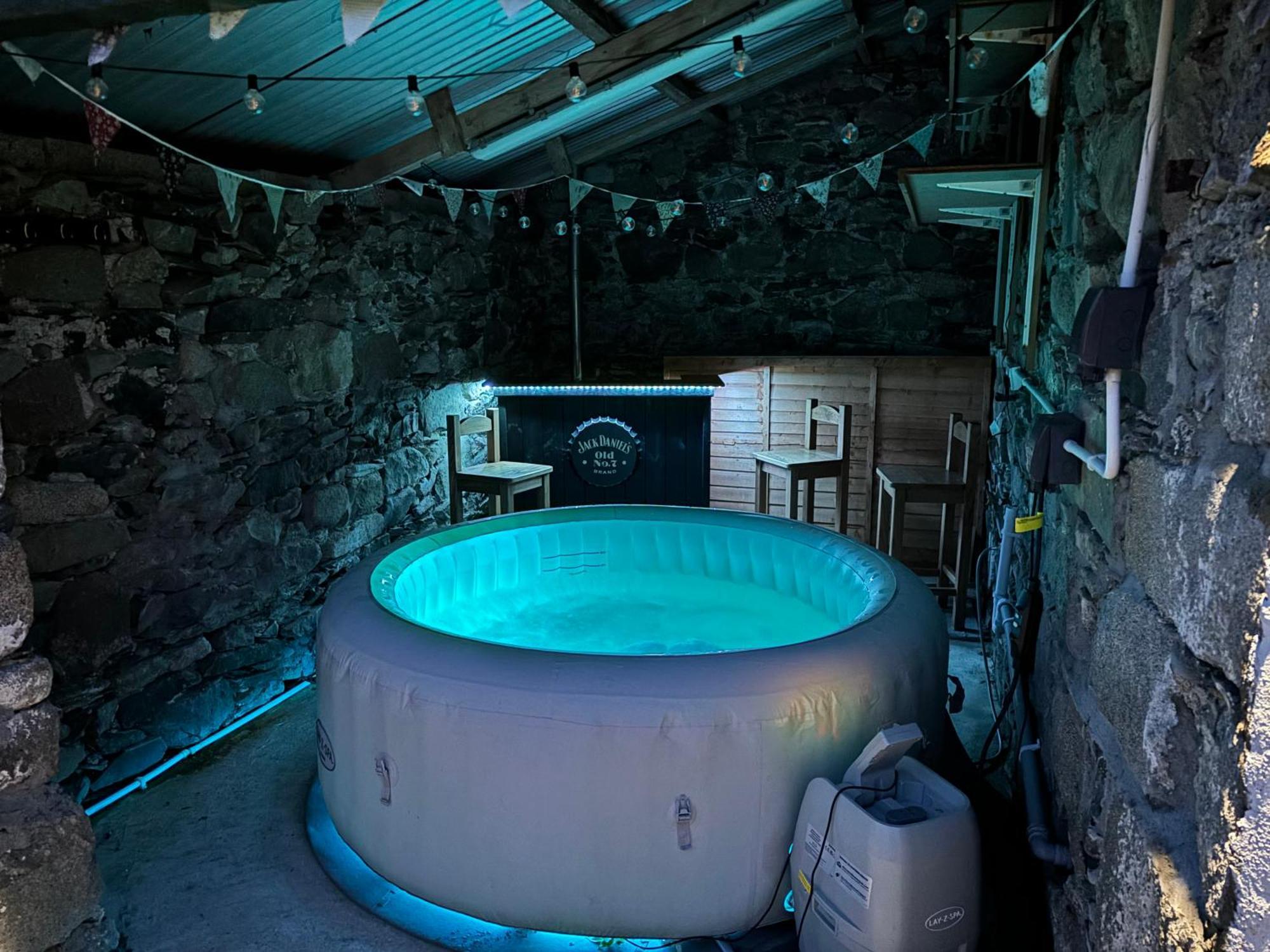 Mournes Family Cottage With Hot Tub Hilltown Ngoại thất bức ảnh